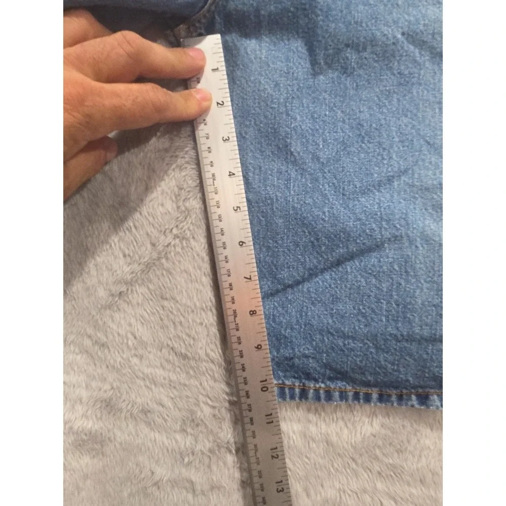 Levis 569 Denim Shorts 2006 Vintage Men's Loose Straight Fit Blue  Size 32x10